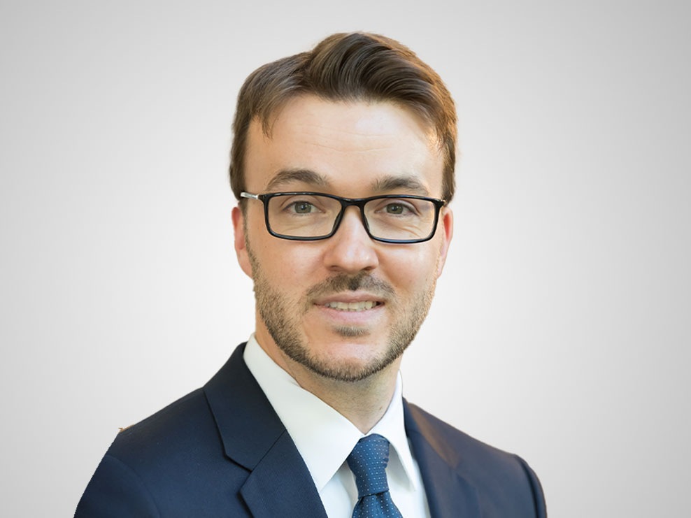 Julian Fischer headshot